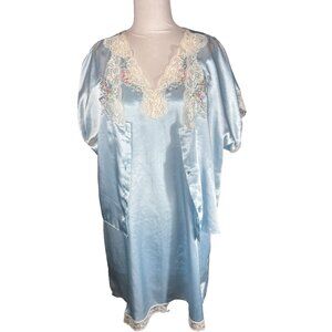 Vintage Val Mode Lingerie 2 Piece Gown and short cover missing top button sz Med